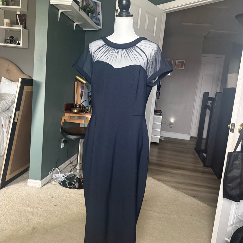 NWOT Illusion Round Neck Cap Sleeve Sheath Dress with Sheer Detail 16 - Picture 2 of 4